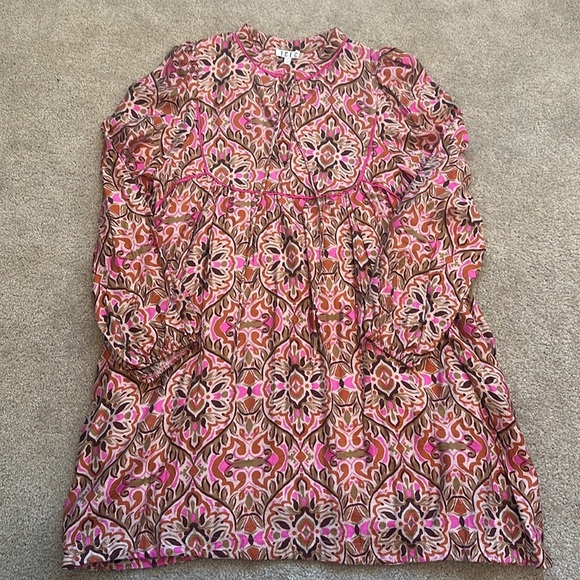 TCEC Pink Abstract Patterned Long Sleeve Loose Dress Size Medium with Pockets - Picture 4 of 11